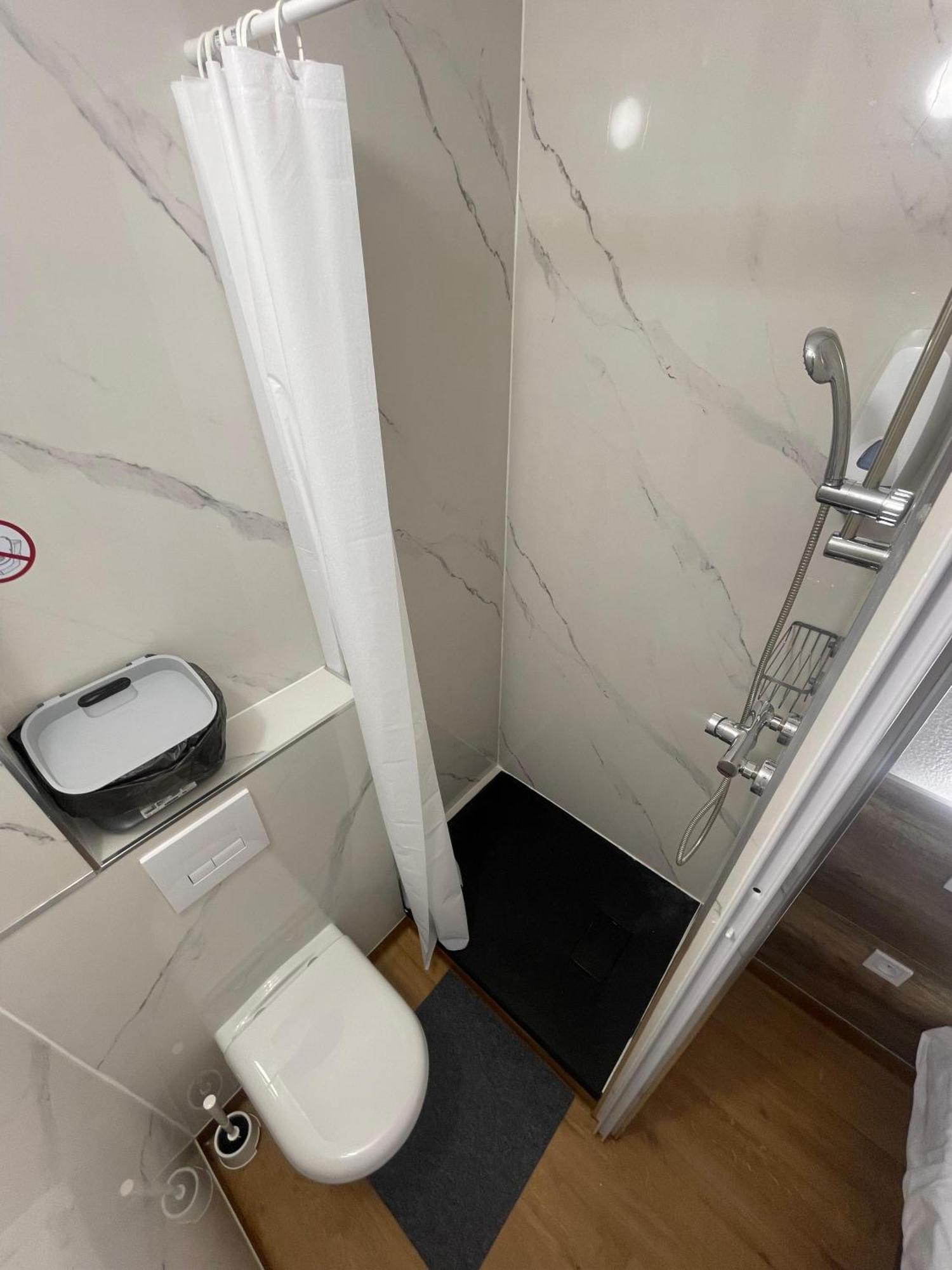 Hotel Thania Frontignan Eksteriør bilde